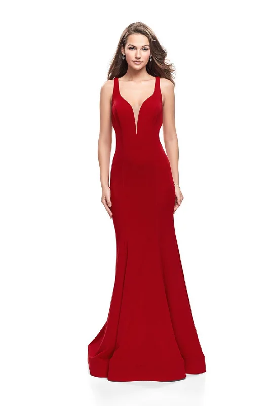 women's maternity dressesLa Femme 25594 - Sweetheart Jersey Mermaid Gown