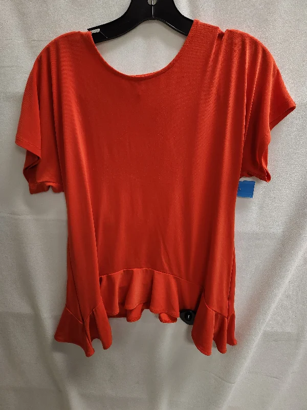 women's tops for those who want to make a fashion statementwomen's T-shirts with belt loopsTop Short Sleeve By Cato  Size: S