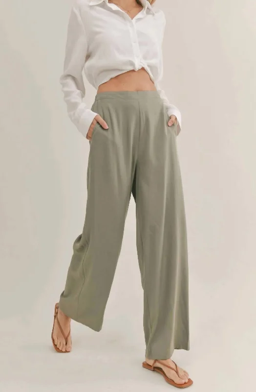 women's relaxed-fit pantsCassidy Wide Leg Pant In Olive